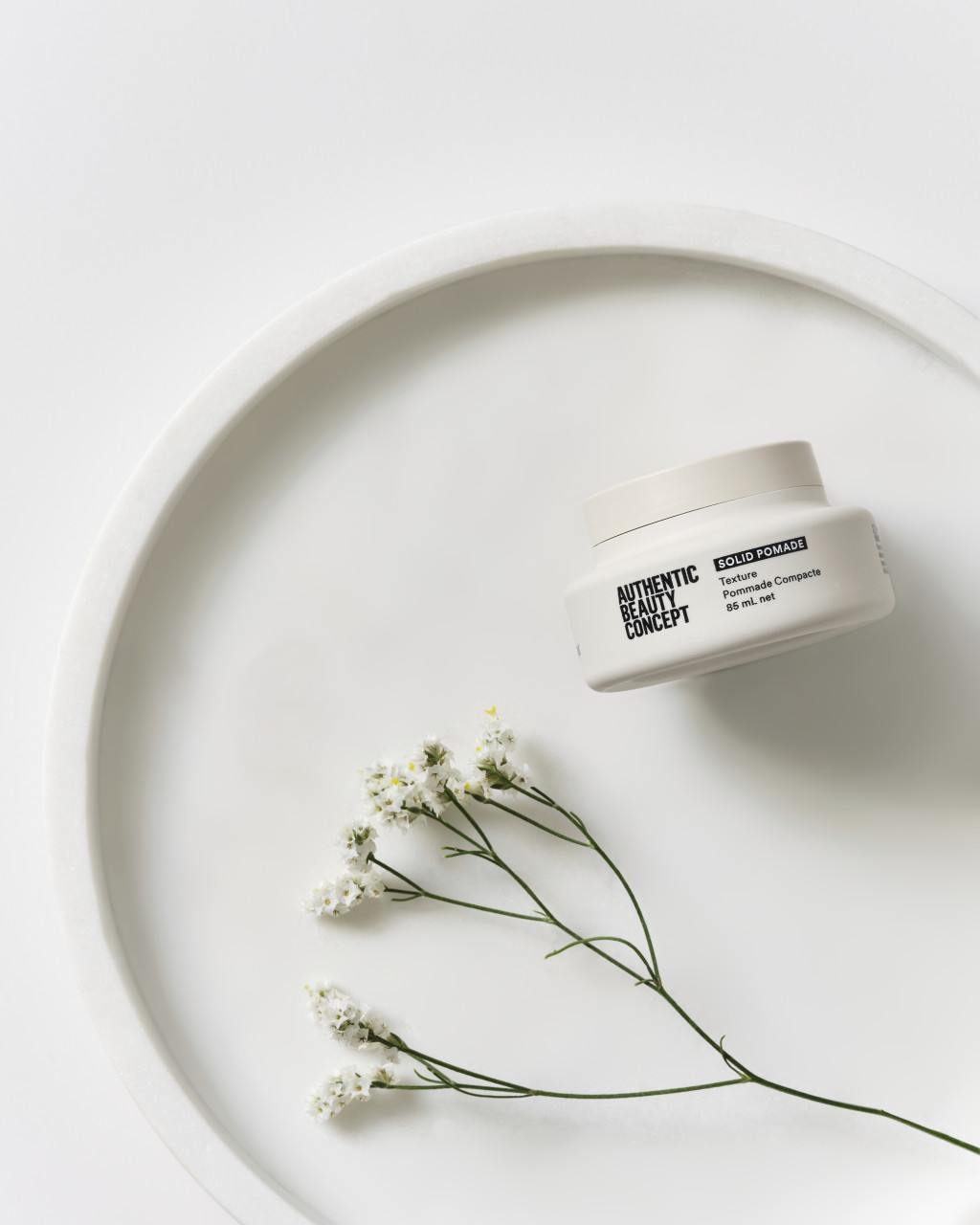 Authentic Beauty Concept Solid Pomade 85 ml