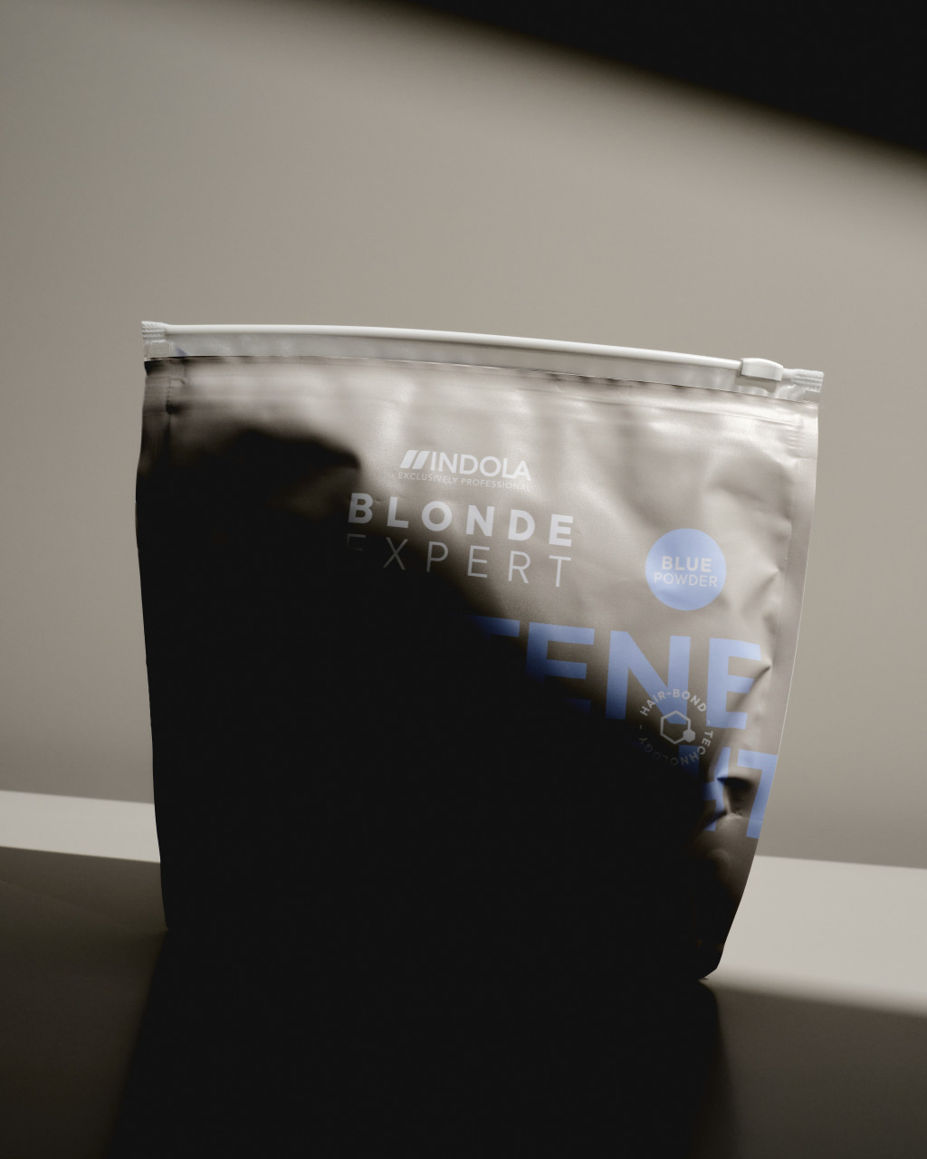 Indola Blonde Expert 9+ szőkítőpor kék 450 g