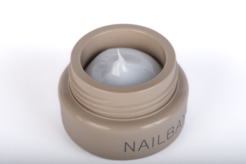 Nailbayo DOI Tong Thick gel Nuance gel körömdíszítésekhez
