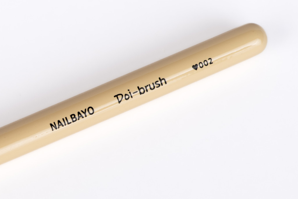 Nailbayo 002 Short Rövid sörtéjű ecset